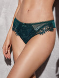 String en dentelle - Modèle Albertine