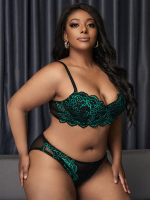 Ensemble de lingerie en dentelle noir et vert - Modèle Naomie