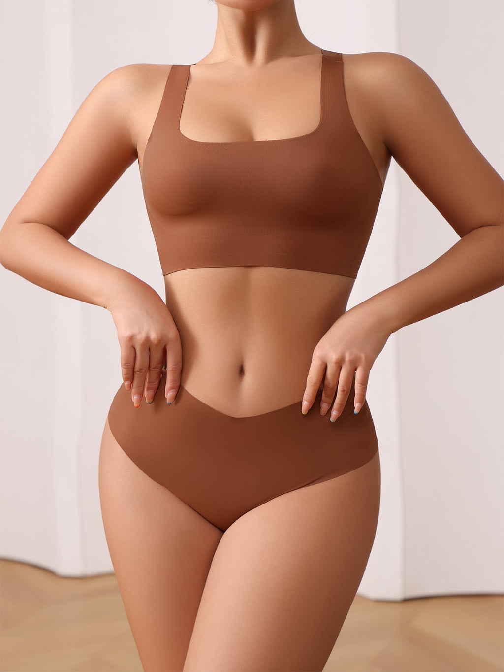 Lingerie ensemble beige - Modèle Simonne